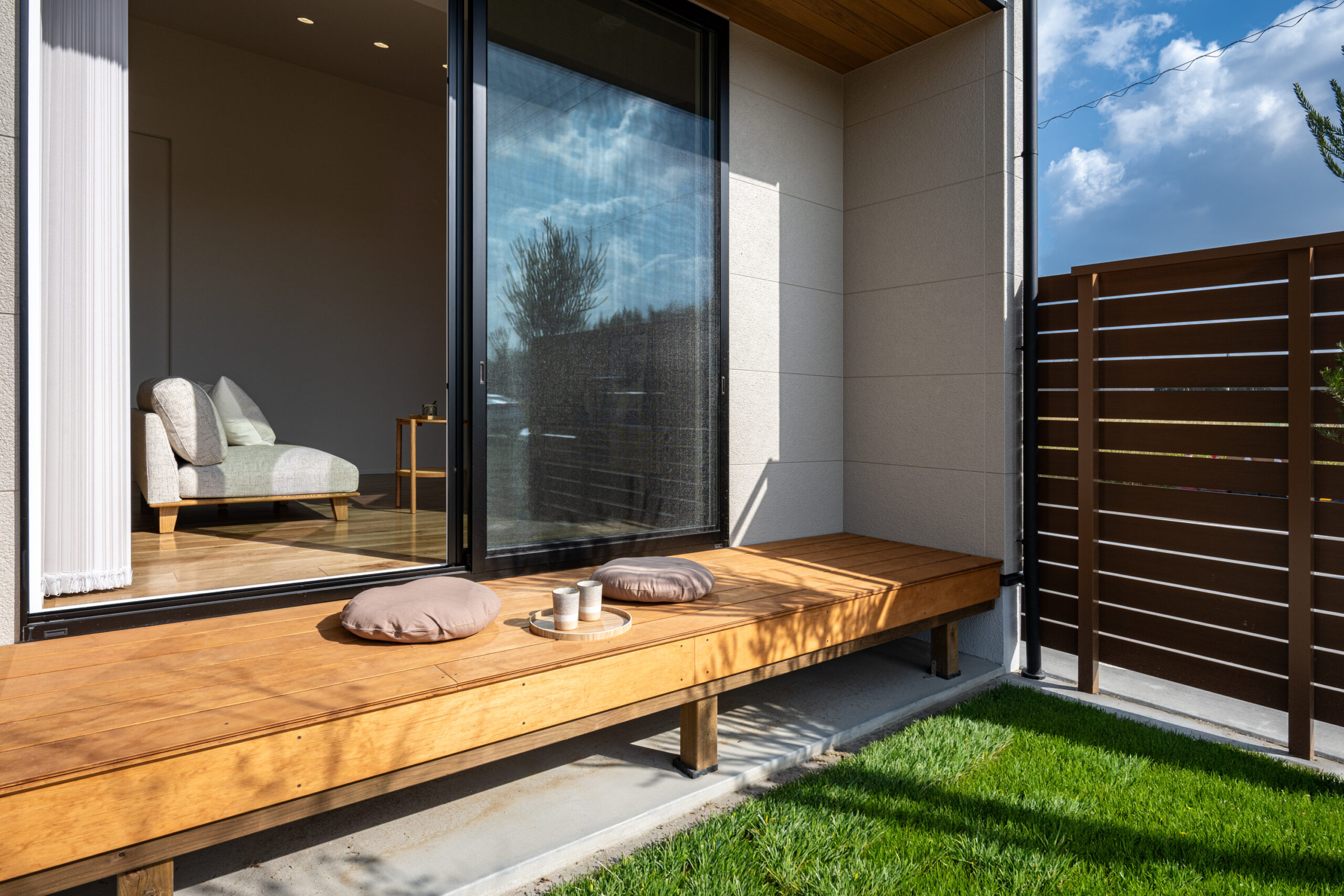 家族の楽しみを広げるウッドデッキ